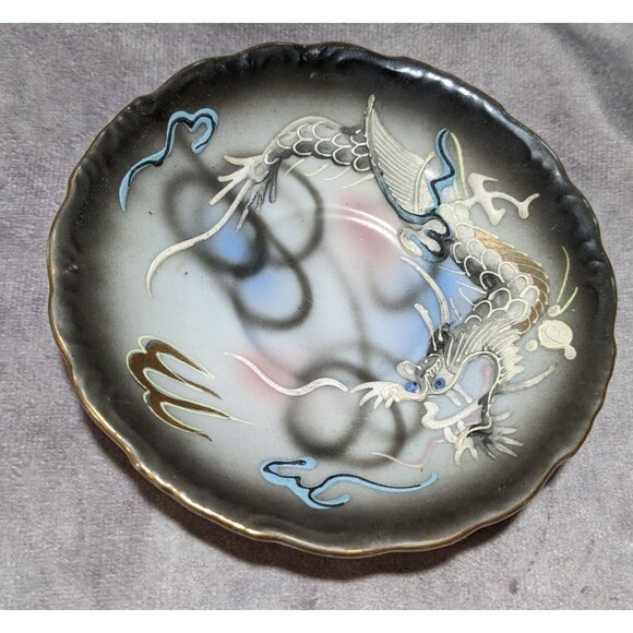 Vintage Collectible Dragonware Cup And Saucer - Picture 10 of 16